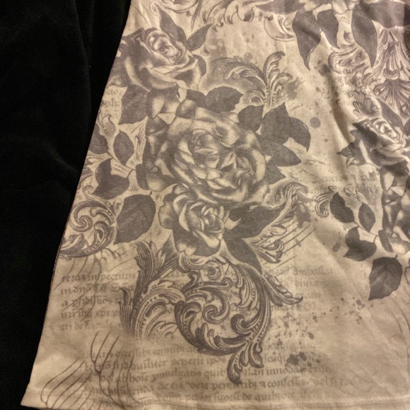 Gorgeous Ed hardy inspo dress - Picture 2 of 3